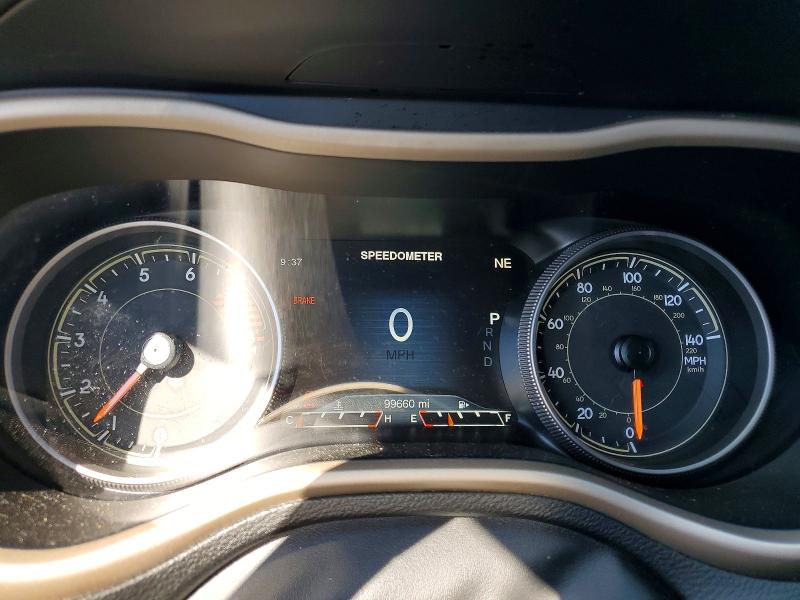 58270286 :رقم المزاد ، 1C4PJLDSXHW507716 vin ، 2017 Jeep Cherokee مزاد بيع