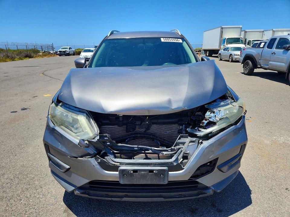 Продаж на аукціоні авто 2017 Nissan Rogue, vin: 5N1AT2MT5HC764699, номер лоту: 58054456