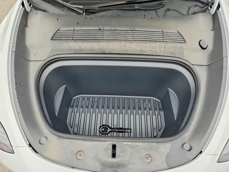 Продажа на аукционе авто 2025 Tesla Model Y, vin: 7SAYGAEE8SF247833, номер лота: 57669996