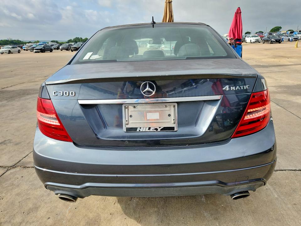 56091086 :رقم المزاد ، WDDGF8AB3DR271282 vin ، 2013 Mercedes-benz C مزاد بيع