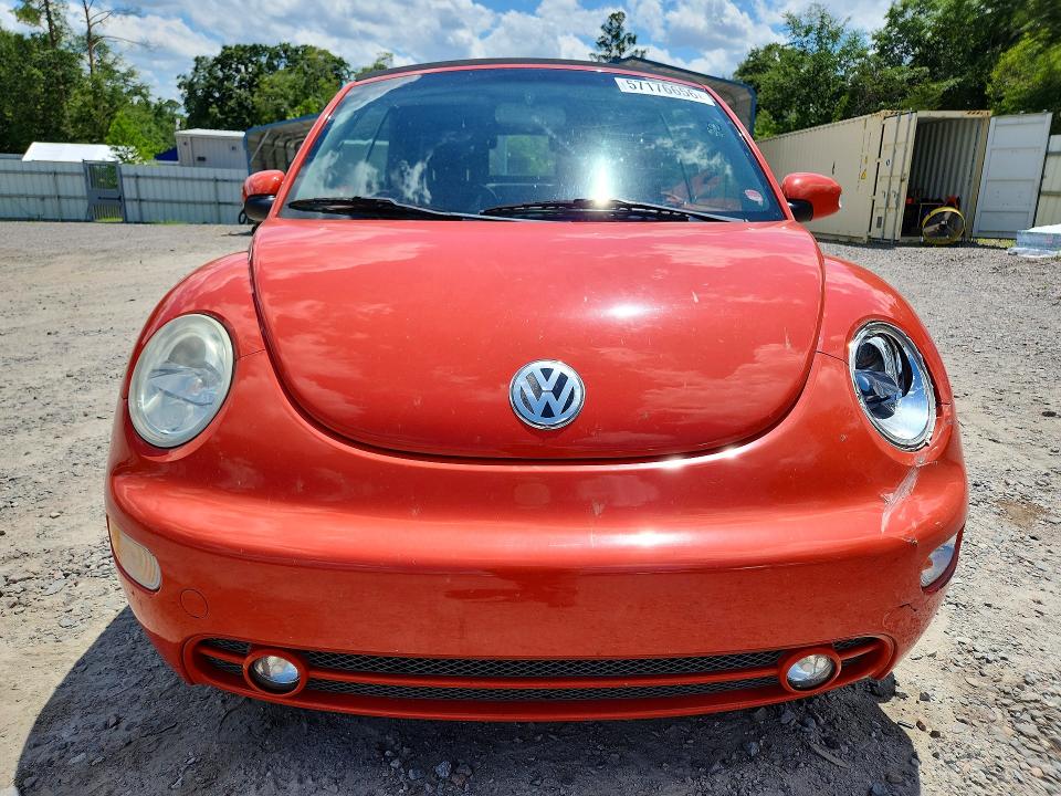 57176656 :رقم المزاد ، 3VWCM31Y95M362532 vin ، 2005 Volkswagen New Beetle مزاد بيع