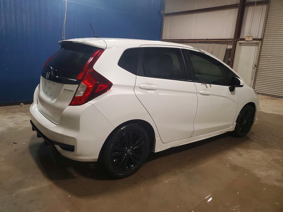2018 Honda Fit მანქანა იყიდება აუქციონზე, vin: 3HGGK5H66JM700264, აუქციონის ნომერი: 58216496