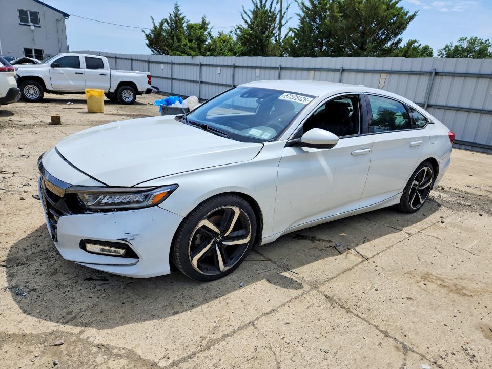 2018 Honda Accord მანქანა იყიდება აუქციონზე, vin: 1HGCV1F34JA267242, აუქციონის ნომერი: 57223426