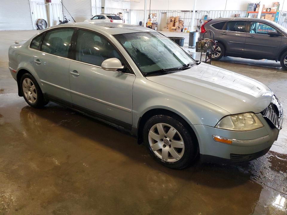 2005 Volkswagen Passat მანქანა იყიდება აუქციონზე, vin: WVWAE63B75E027275, აუქციონის ნომერი: 59063196