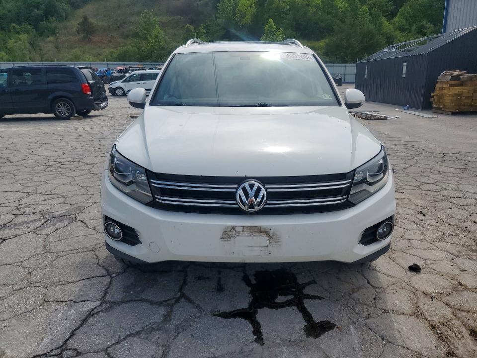 Продажа на аукционе авто 2014 Volkswagen Tiguan, vin: WVGBV3AX5EW026066, номер лота: 56831306