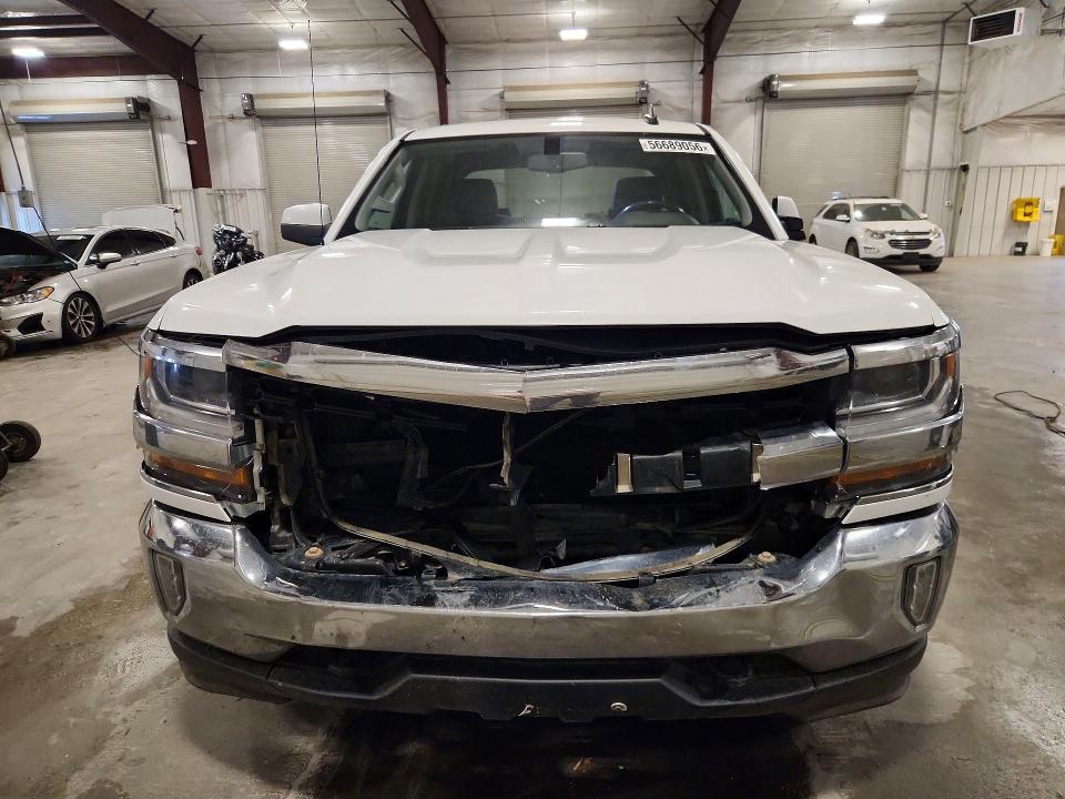 Продажа на аукционе авто 2018 Chevrolet Silverado, vin: 3GCUKREC1JG431429, номер лота: 56689056