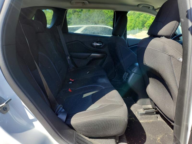 55219476 :رقم المزاد ، 1C4PJLCBXKD326703 vin ، 2019 Jeep Cherokee مزاد بيع