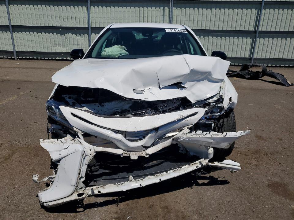 2020 Toyota Camry მანქანა იყიდება აუქციონზე, vin: 4T1G11AK7LU390170, აუქციონის ნომერი: 57616596