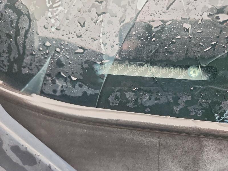 55521756 :رقم المزاد ، 5FNYF4H58FB010990 vin ، 2015 Honda Pilot مزاد بيع