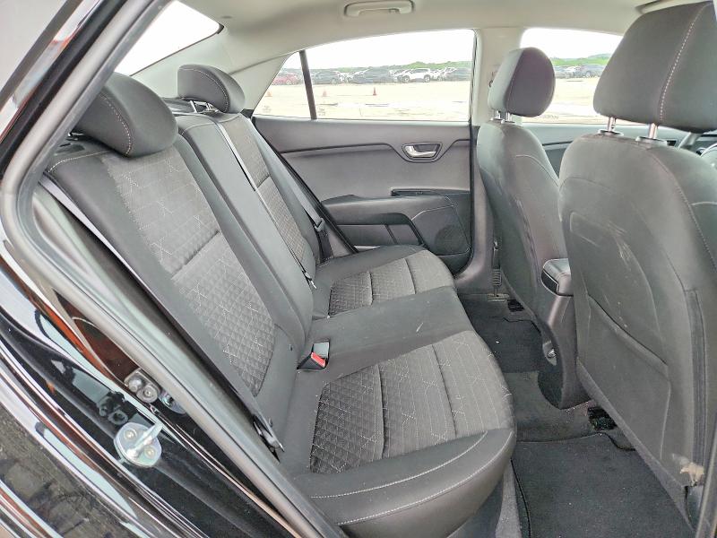 56157276 :رقم المزاد ، 3KPA24AD1NE479549 vin ، 2022 Kia Rio مزاد بيع