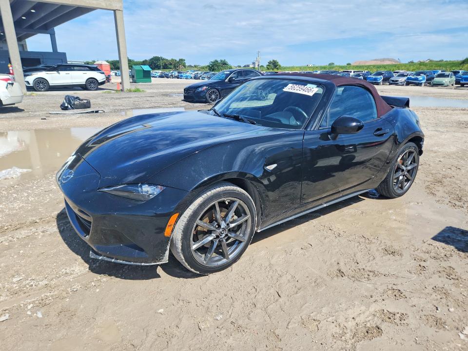 56259466 :رقم المزاد ، JM1NDAD75J0205399 vin ، 2018 Mazda Mx-5 Miata مزاد بيع