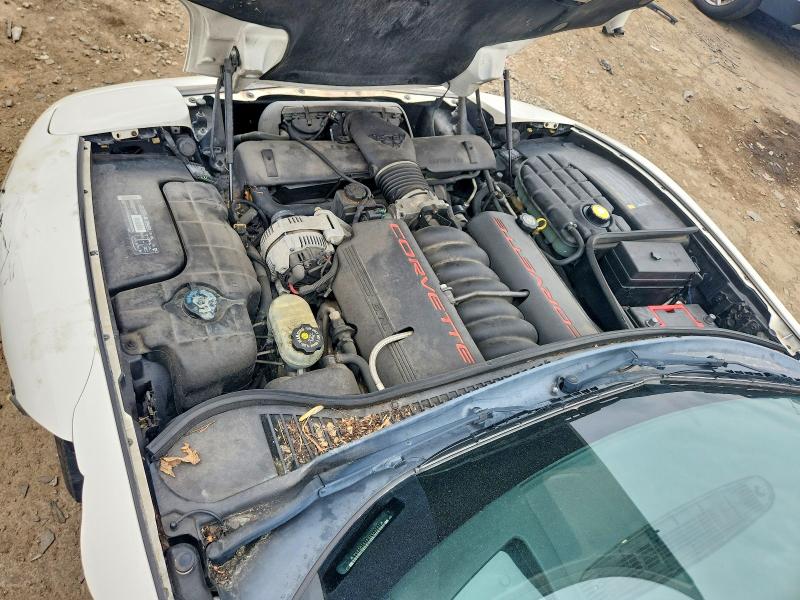 2001 Chevrolet Corvette მანქანა იყიდება აუქციონზე, vin: 1G1YY32G415105404, აუქციონის ნომერი: 56660246
