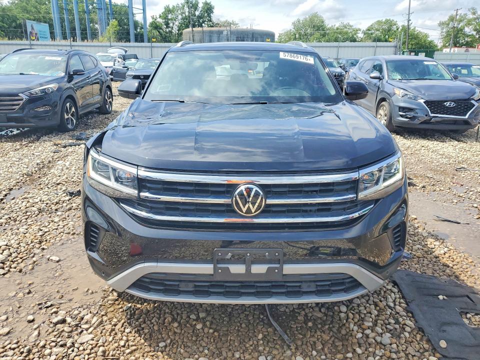 57869176 :رقم المزاد ، 1V2KE2CA7NC206964 vin ، 2022 Volkswagen Atlas Cross Sport مزاد بيع