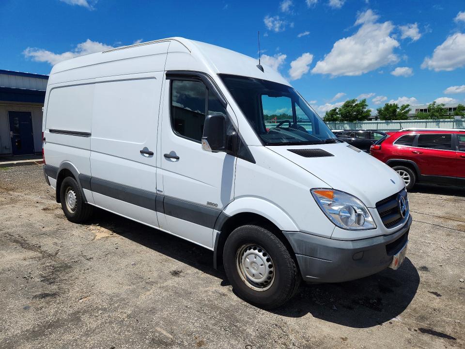 57291416 :رقم المزاد ، WD3PE7CC7B5574416 vin ، 2011 Mercedes-benz Sprinter مزاد بيع