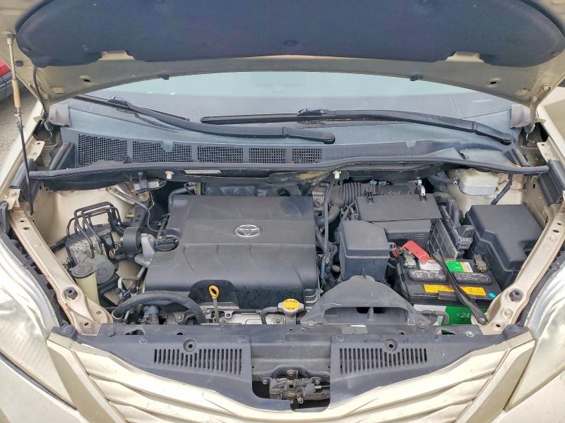 Aukcja sprzedaży 2011 Toyota Sienna, vin: 5TDJK3DC1BS002960, numer aukcji: 58935936