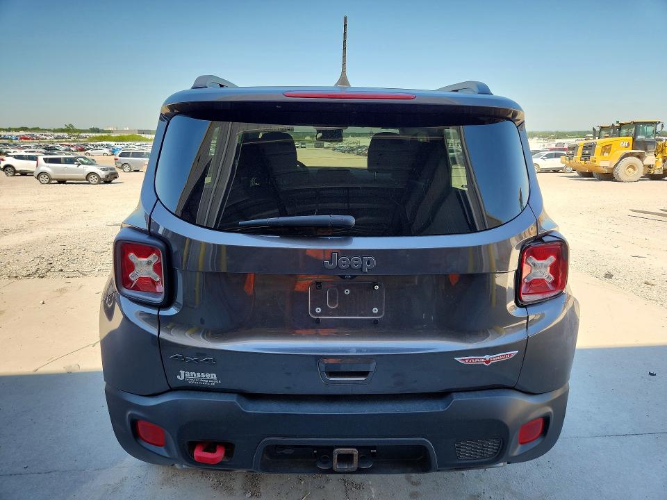Продаж на аукціоні авто 2018 Jeep Renegade, vin: ZACCJBCBXJPH13700, номер лоту: 57377856