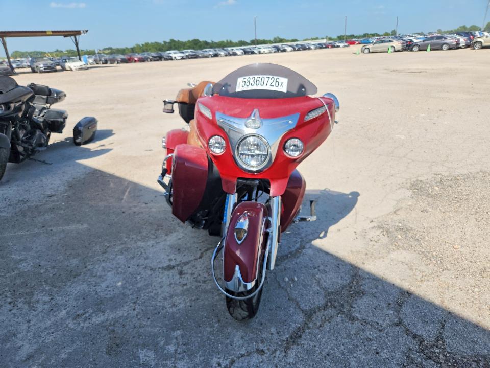 2015 Indian Roadmaster მანქანა იყიდება აუქციონზე, vin: 56KTRAAA1F3325497, აუქციონის ნომერი: 58360726