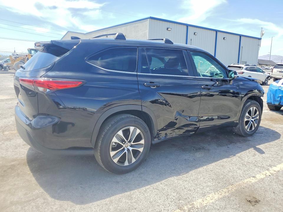 Aukcja sprzedaży 2023 Toyota Highlander, vin: 5TDKDRAH1PS034820, numer aukcji: 55973356