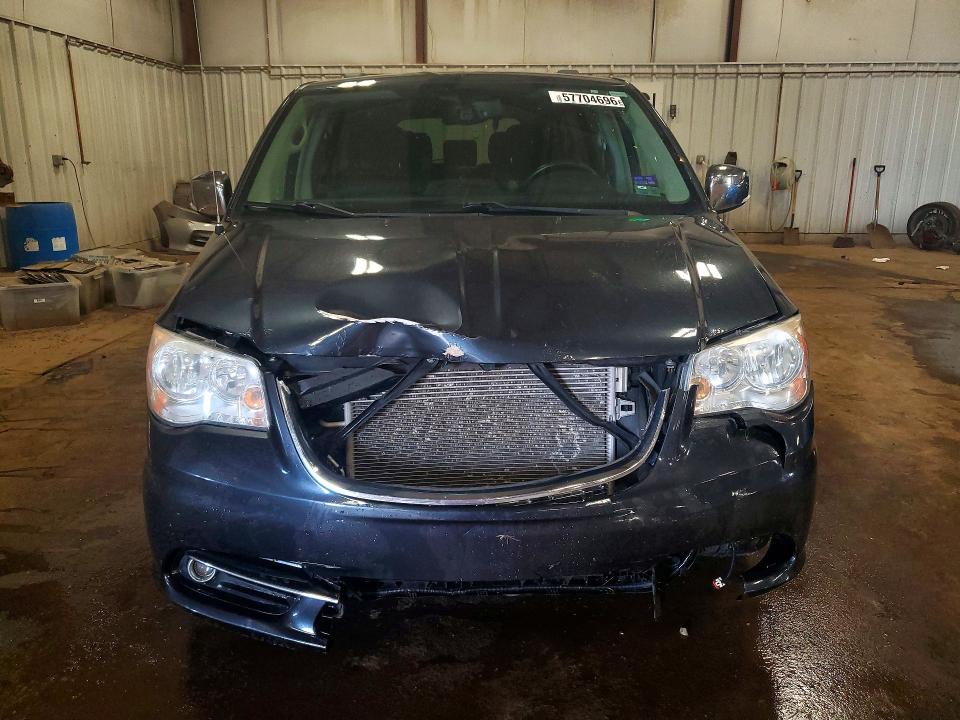 2014 Chrysler Town & Country მანქანა იყიდება აუქციონზე, vin: 2C4RC1CG1ER248591, აუქციონის ნომერი: 57704696