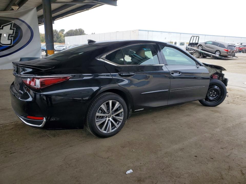58582526 :رقم المزاد ، 58ACA1C16MU004058 vin ، 2021 Lexus Es 300h مزاد بيع