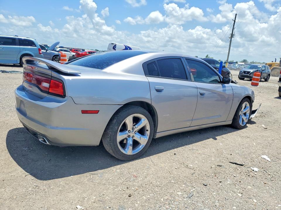 56779196 :رقم المزاد ، 2C3CDXBGXDH655762 vin ، 2013 Dodge Charger مزاد بيع