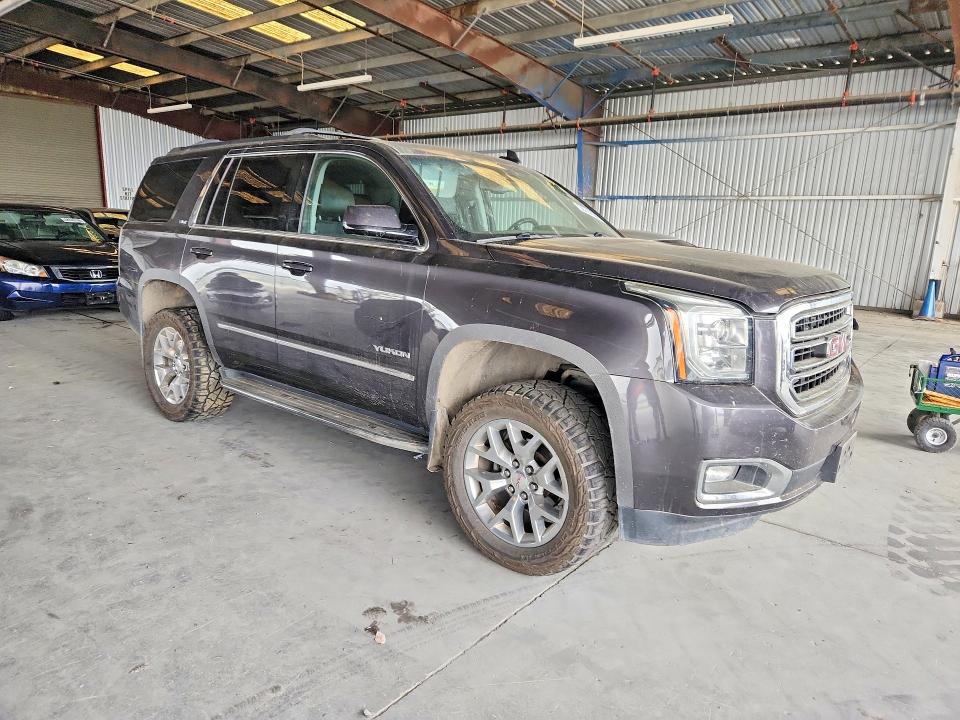 58247696 :رقم المزاد ، 1GKS2BKC7HR214338 vin ، 2017 Gmc Yukon مزاد بيع