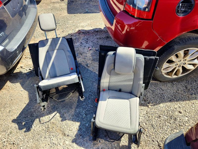 2004 Chevrolet Astro მანქანა იყიდება აუქციონზე, vin: 1GNDM19X64B111469, აუქციონის ნომერი: 54245456