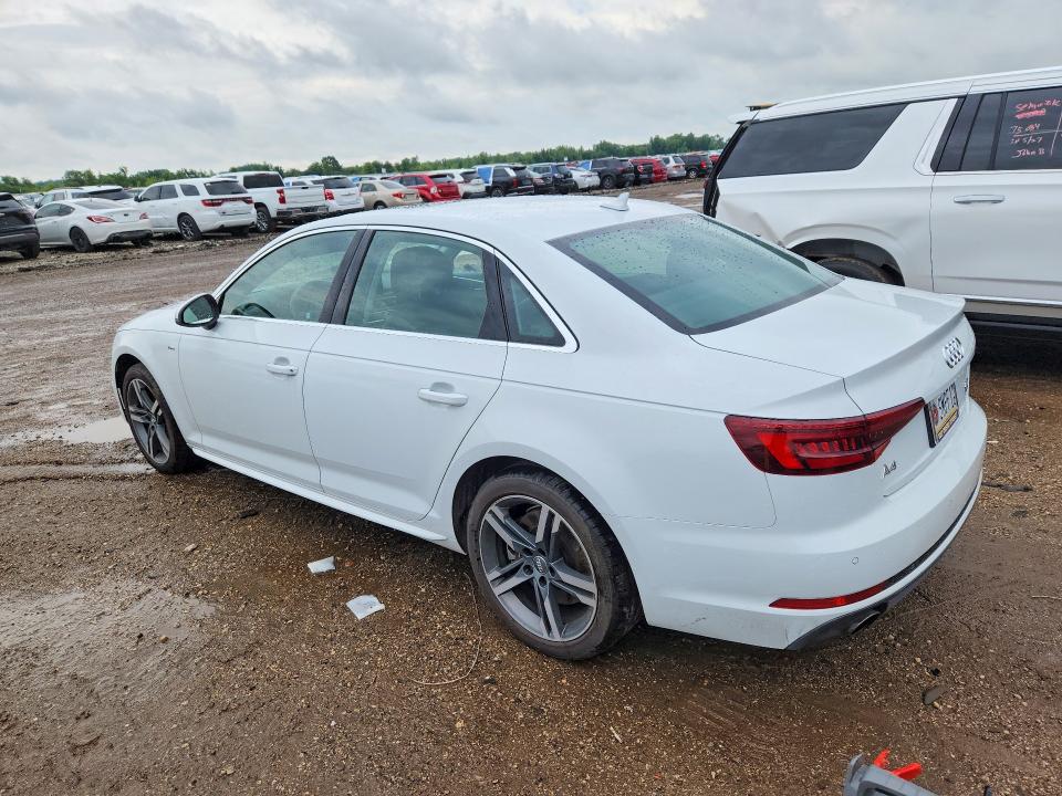 58373236 :رقم المزاد ، WAUENAF41JA145192 vin ، 2018 Audi A4 مزاد بيع