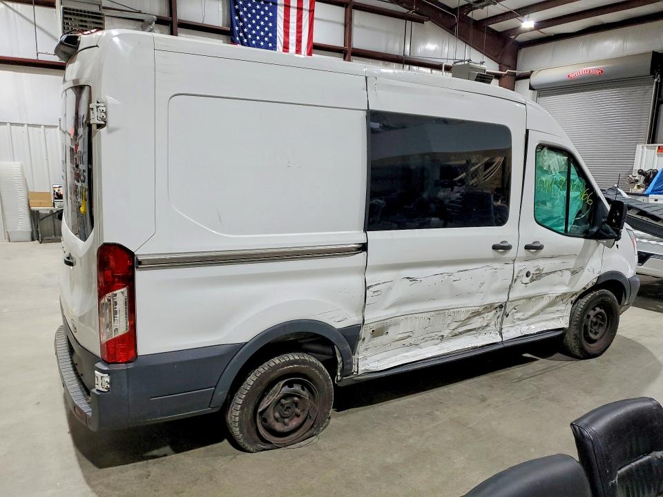 54484366 :رقم المزاد ، 1FTYR1CMXJKA12501 vin ، 2018 Ford Transit مزاد بيع