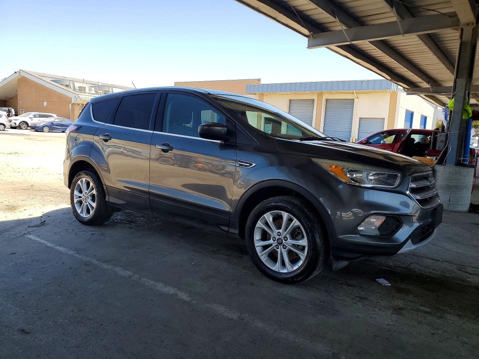 Aukcja sprzedaży 2017 Ford Escape, vin: 1FMCU9GD6HUE39346, numer aukcji: 58497966