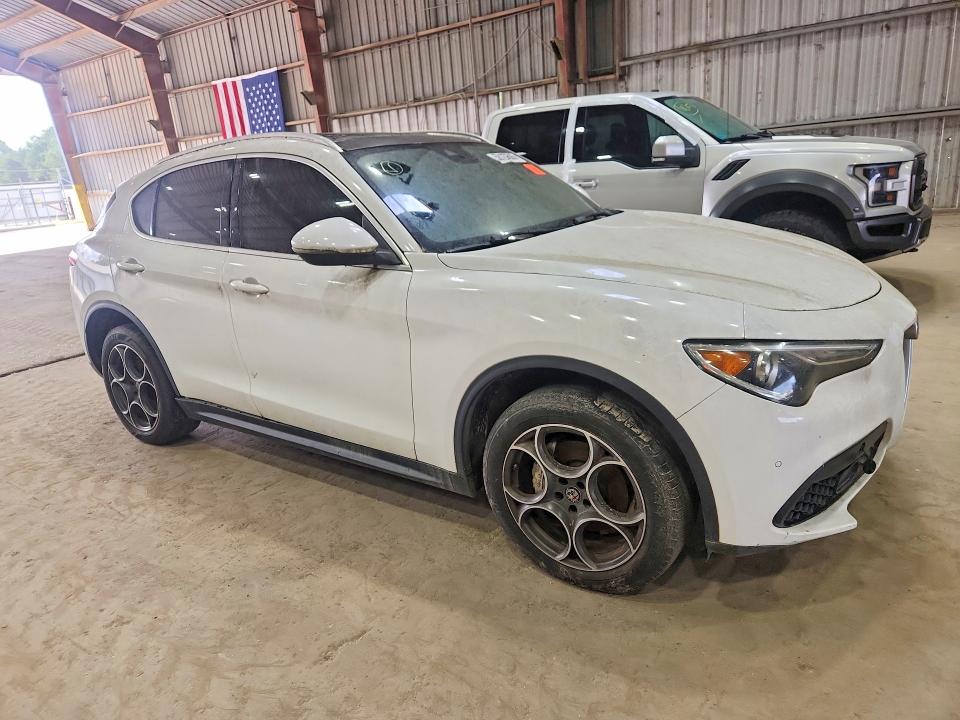 Продажа на аукционе авто 2018 Alfa Romeo Stelvio, vin: ZASFAKANXJ7B73781, номер лота: 58127586