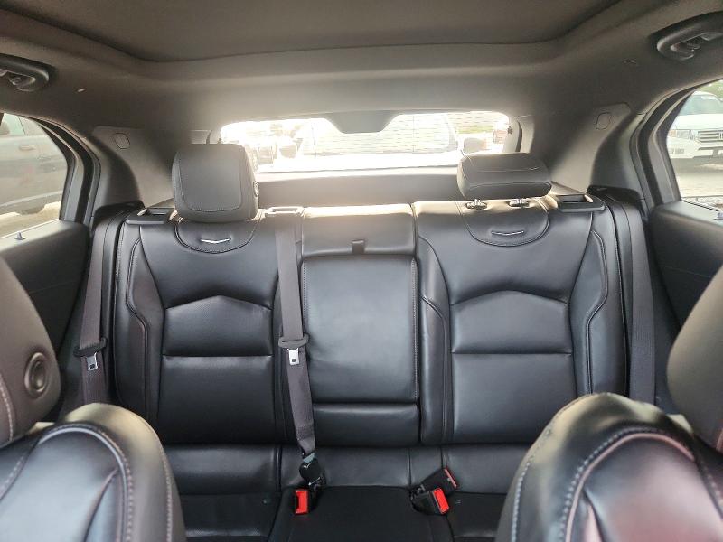 58260526 :رقم المزاد ، 1GYFZCR4XKF103668 vin ، 2019 Cadillac Xt4 مزاد بيع