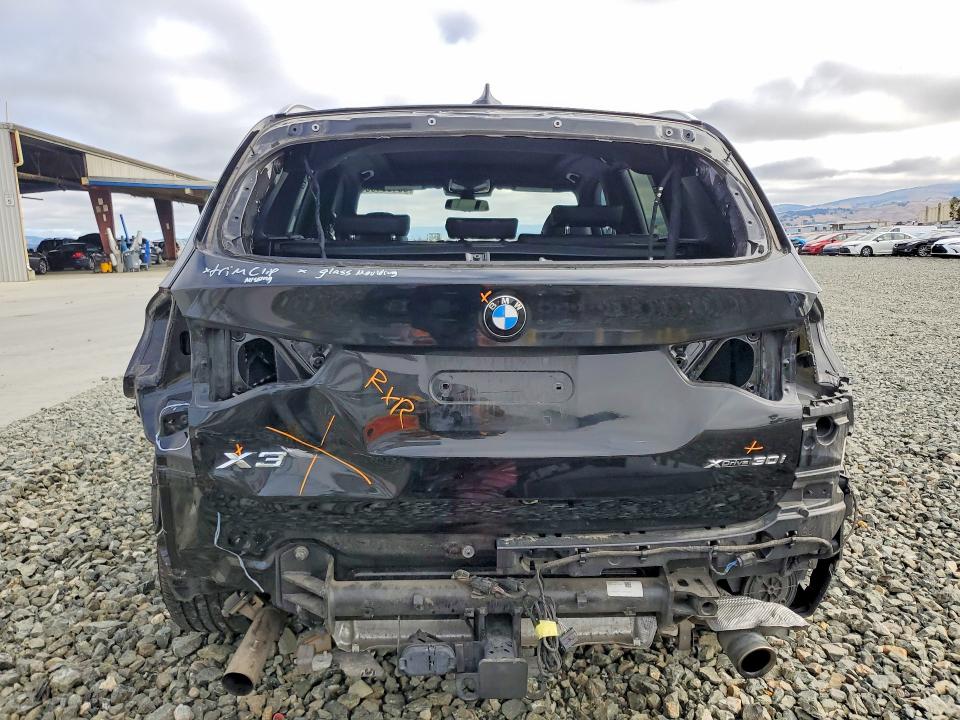 56489166 :رقم المزاد ، 5UXTY5C0XM9G84590 vin ، 2021 Bmw X3 مزاد بيع