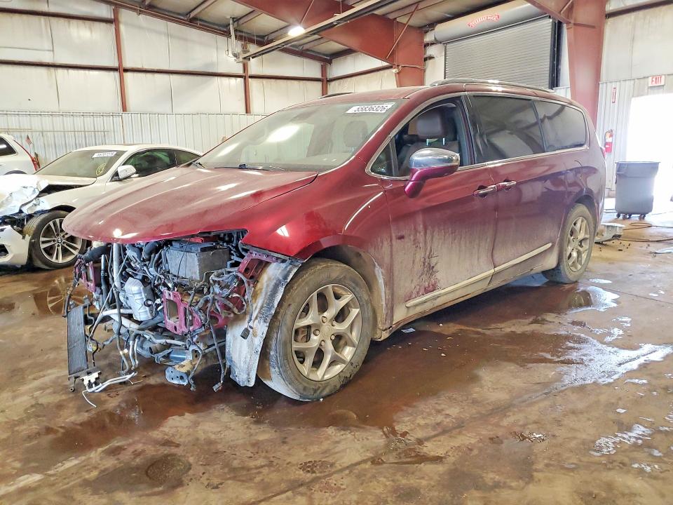 55836326 :رقم المزاد ، 2C4RC1GG4JR182736 vin ، 2018 Chrysler Pacifica مزاد بيع