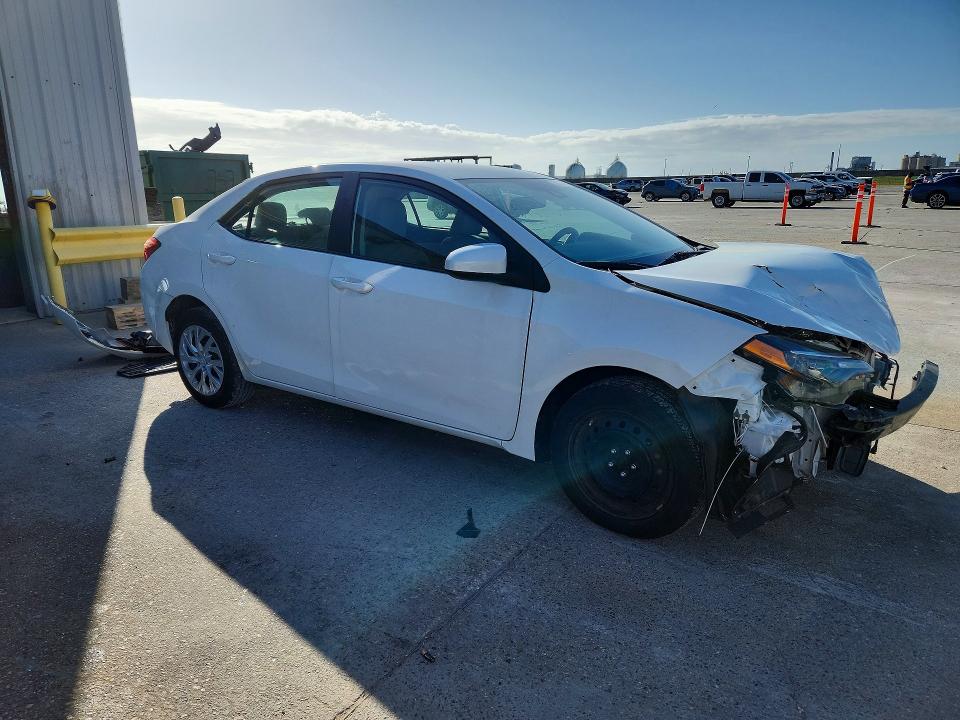 Aukcja sprzedaży 2018 Toyota Corolla, vin: 5YFBURHE8JP813207, numer aukcji: 56113916