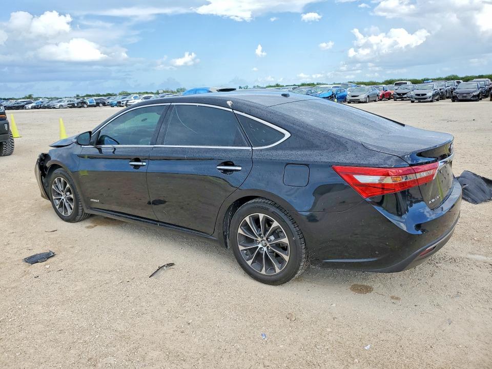 57366246 :رقم المزاد ، 4T1BD1EB3JU063578 vin ، 2018 Toyota Avalon Hybrid مزاد بيع