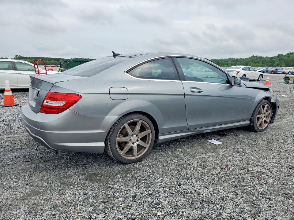 Продажа на аукционе авто 2013 Mercedes-benz C, vin: WDDGJ4HB5DG069830, номер лота: 56652006