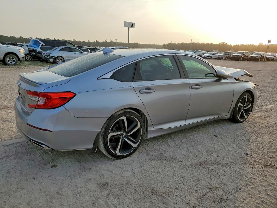 2018 Honda Accord მანქანა იყიდება აუქციონზე, vin: 1HGCV1F31JA192225, აუქციონის ნომერი: 56371236