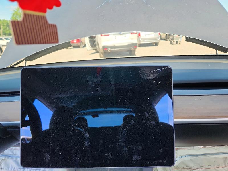 57620076 :رقم المزاد ، 5YJ3E1EA2MF907331 vin ، 2021 Tesla Model 3 مزاد بيع