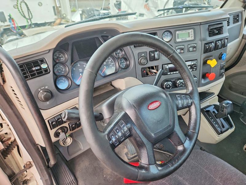 2018 Peterbilt 579 მანქანა იყიდება აუქციონზე, vin: 1XPBA48X5JD477661, აუქციონის ნომერი: 57914046