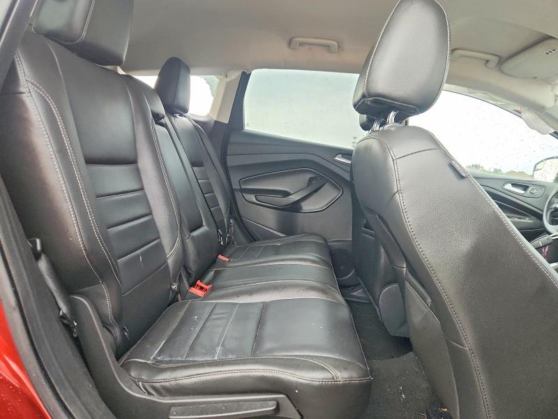 2015 Ford Escape მანქანა იყიდება აუქციონზე, vin: 1FMCU0J9XFUA20302, აუქციონის ნომერი: 57638296