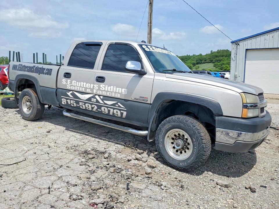 Продажа на аукционе авто 2004 Chevrolet Silverado, vin: 1GCHK232X4F191158, номер лота: 57249396