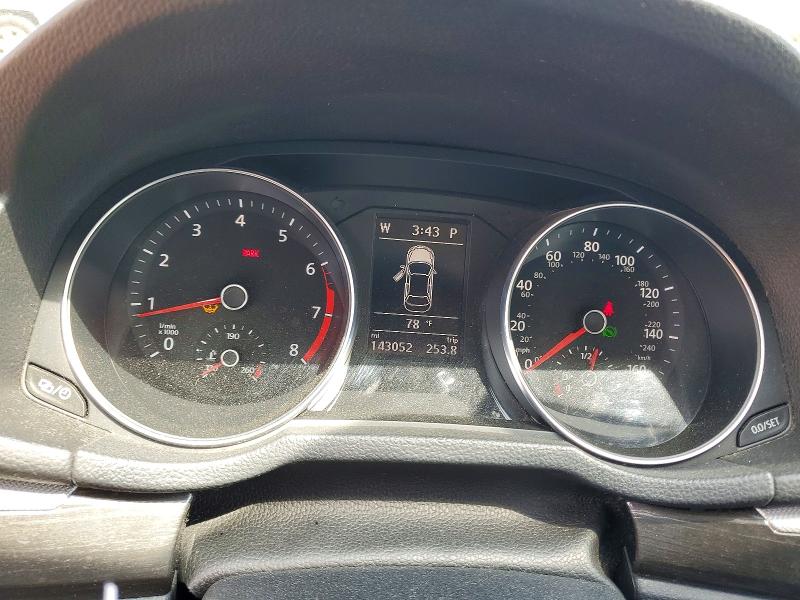 55192026 :رقم المزاد ، 1VWBA7A31JC008791 vin ، 2018 Volkswagen Passat مزاد بيع