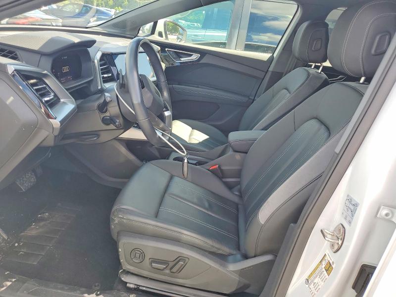 55822856 :رقم المزاد ، WA1ACBFZ9RP003295 vin ، 2024 Audi Q4 E-tron مزاد بيع