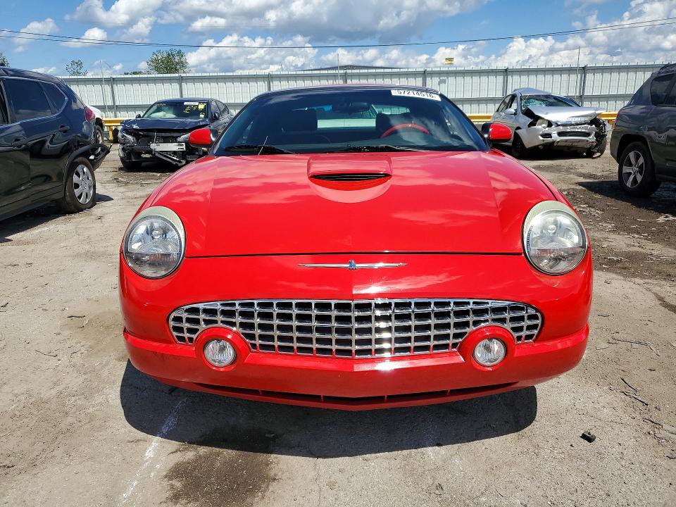 57214516 :رقم المزاد ، 1FAHP60A72Y130331 vin ، 2002 Ford Thunderbird مزاد بيع