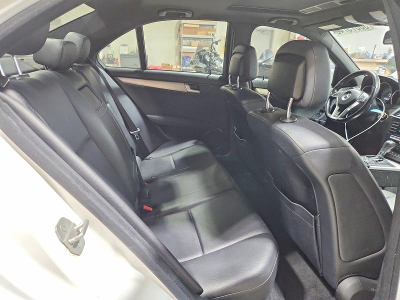 2013 Mercedes-benz C მანქანა იყიდება აუქციონზე, vin: WDDGF8AB4DR295607, აუქციონის ნომერი: 58075746
