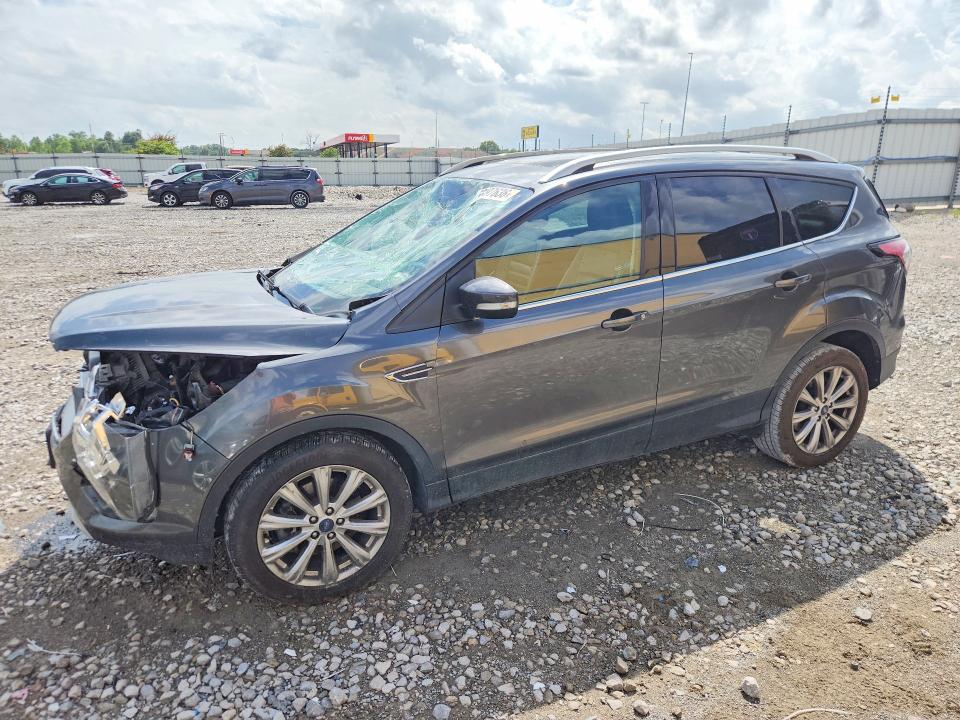 56497636 :رقم المزاد ، 1FMCU0J99HUC13561 vin ، 2017 Ford Escape مزاد بيع