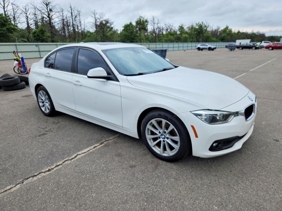 58283576 :رقم المزاد ، WBA8E5G54JNU47953 vin ، 2018 Bmw 320 مزاد بيع