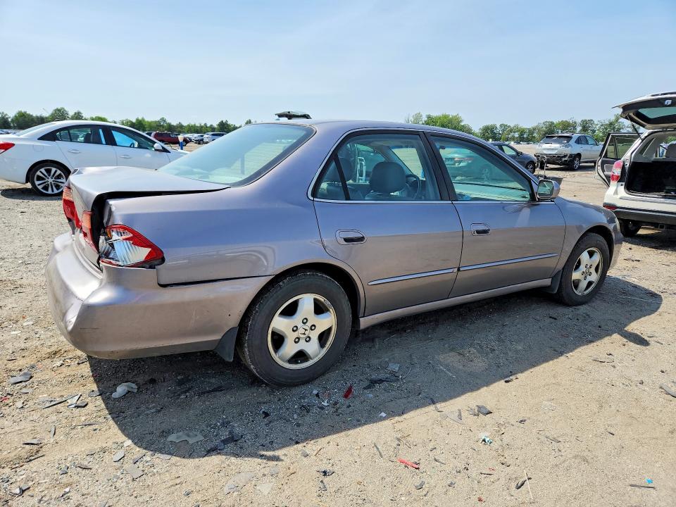Продажа на аукционе авто 2000 Honda Accord, vin: 1HGCG1654YA005727, номер лота: 59163676