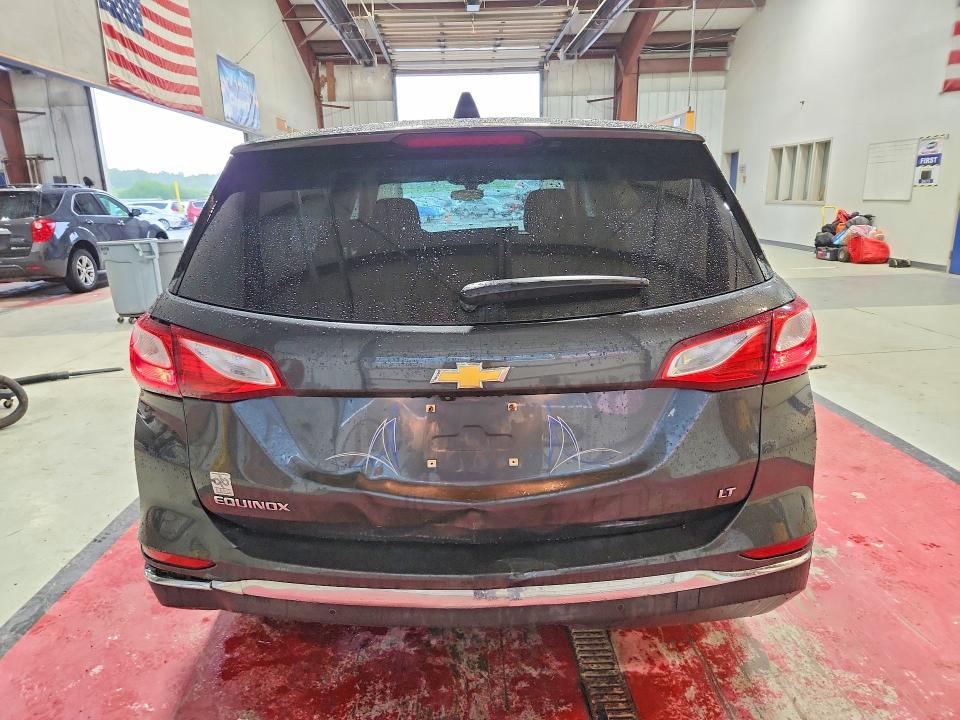 2018 Chevrolet Equinox მანქანა იყიდება აუქციონზე, vin: 2GNAXJEVXJ6249755, აუქციონის ნომერი: 58807616